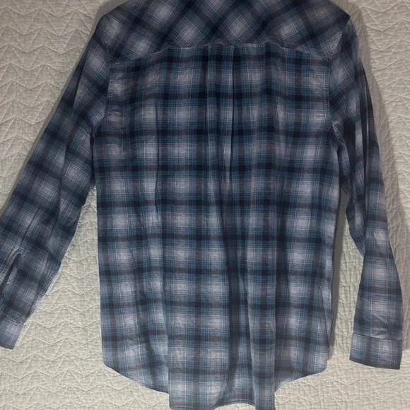 Eddie Bauer Blue Plaid Button-Down Shirt - Picture 7 of 8